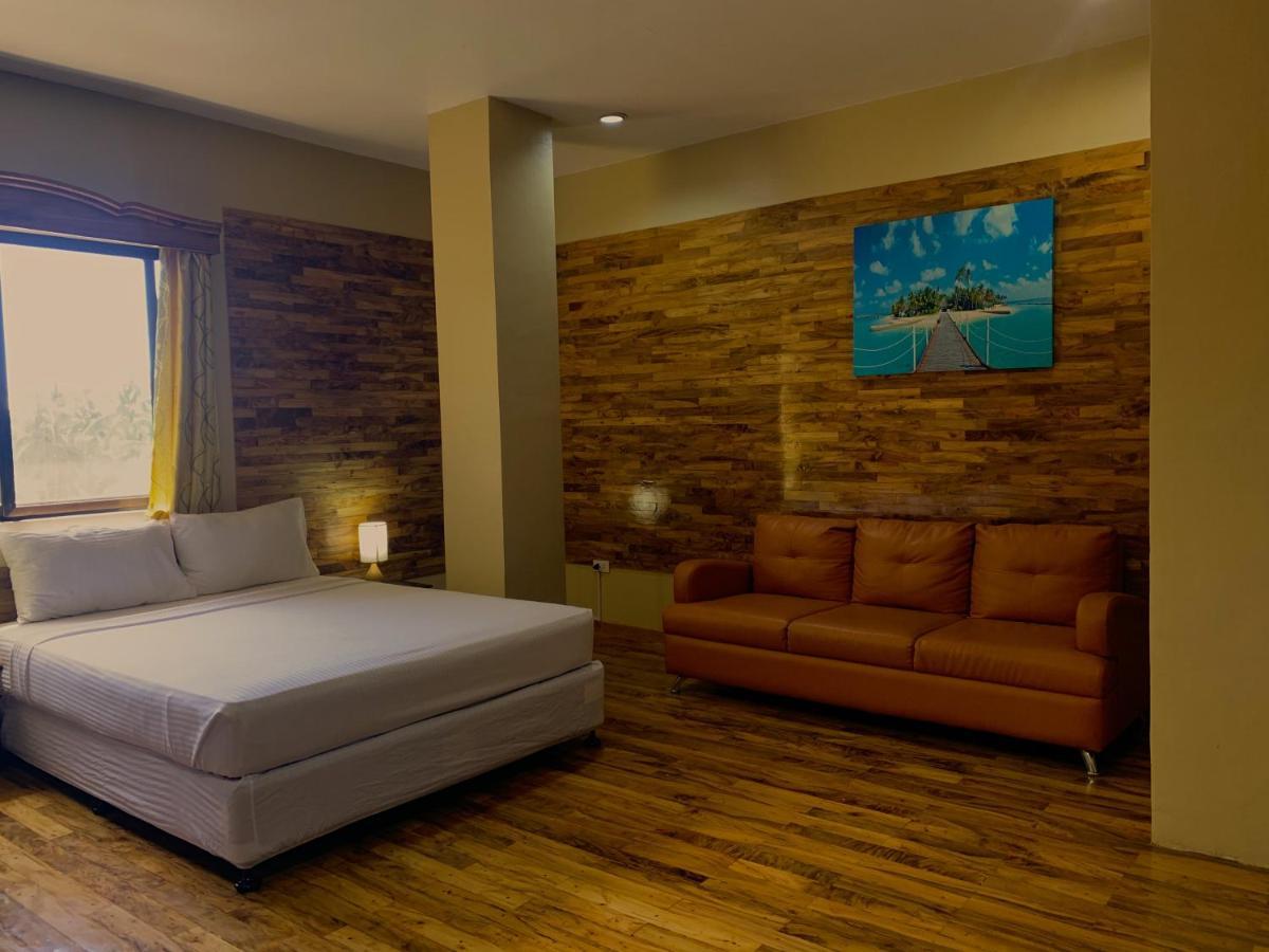 Mabini Hotel Mambajao
