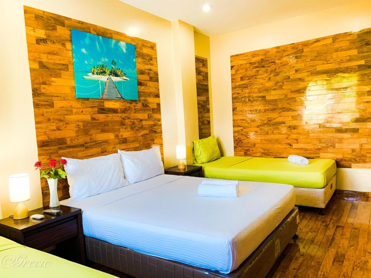 Mabini Hotel 4*