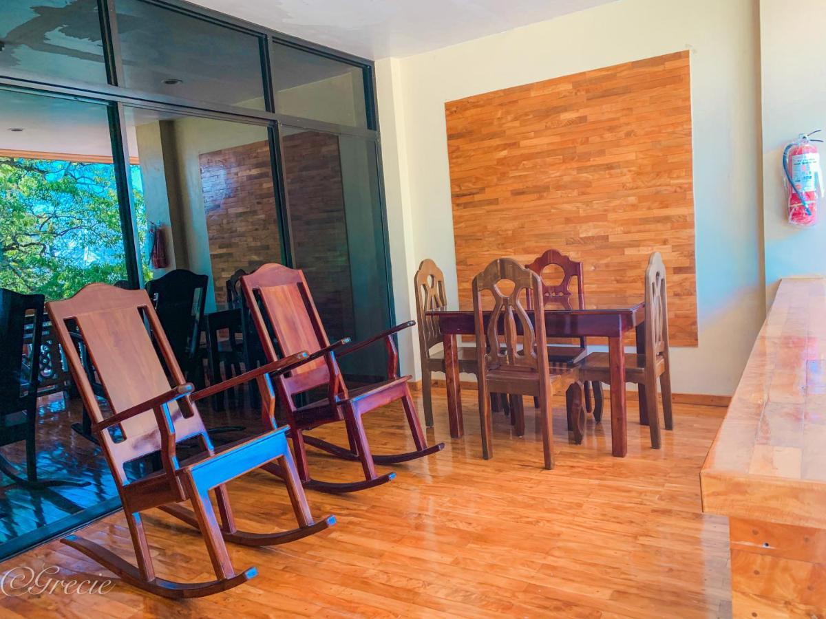 Mabini Hotel Mambajao