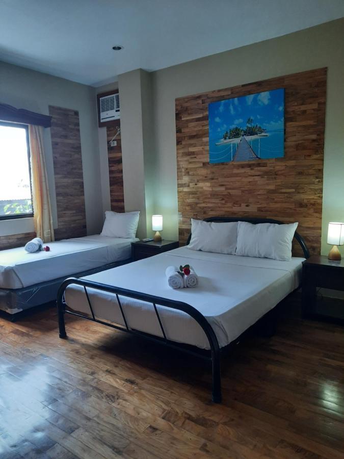 Hotel Mabini 4*