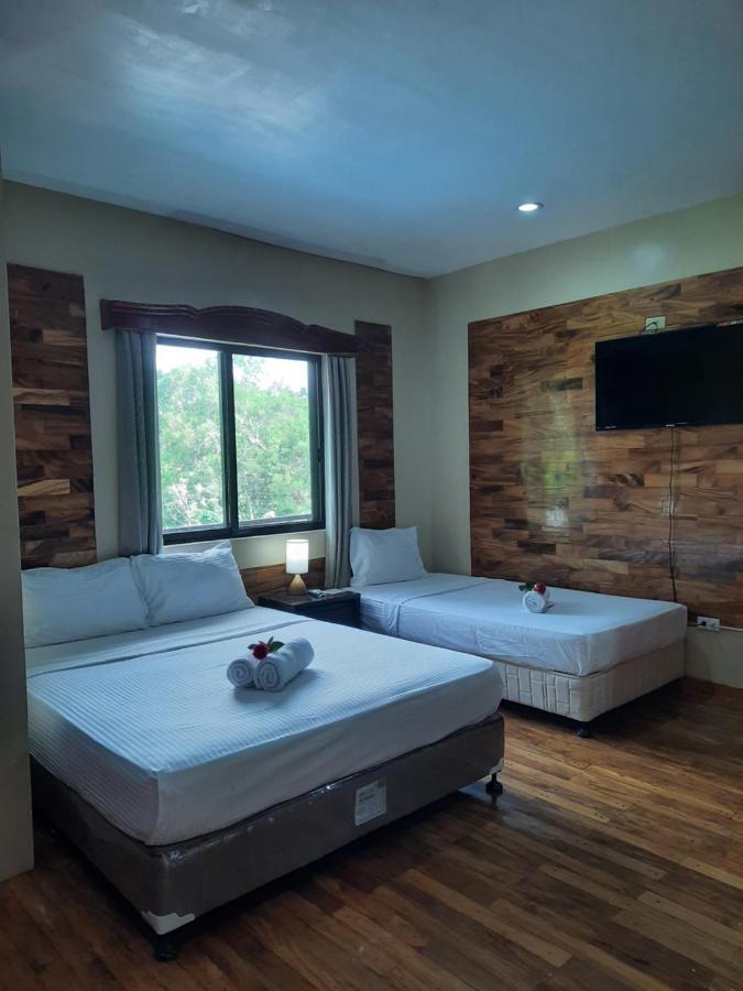 Mabini Hotel 4*